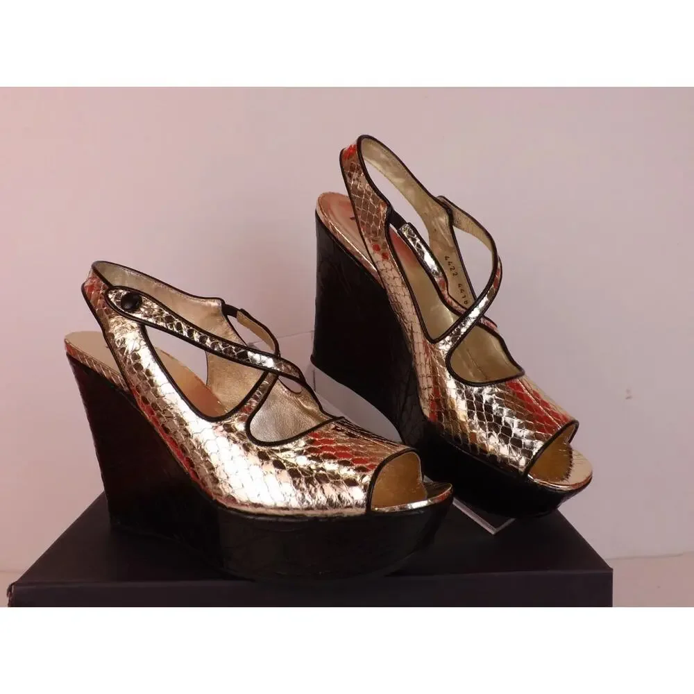 NIB PRADA 1K7394 LITE GOLD SNAKE PRINT LEATHER BLACK WEDGE PLATFORM SANDALS 39.5 - Picture 2 of 11